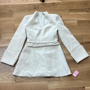 PrettyLittleThing Chic Cream Dress